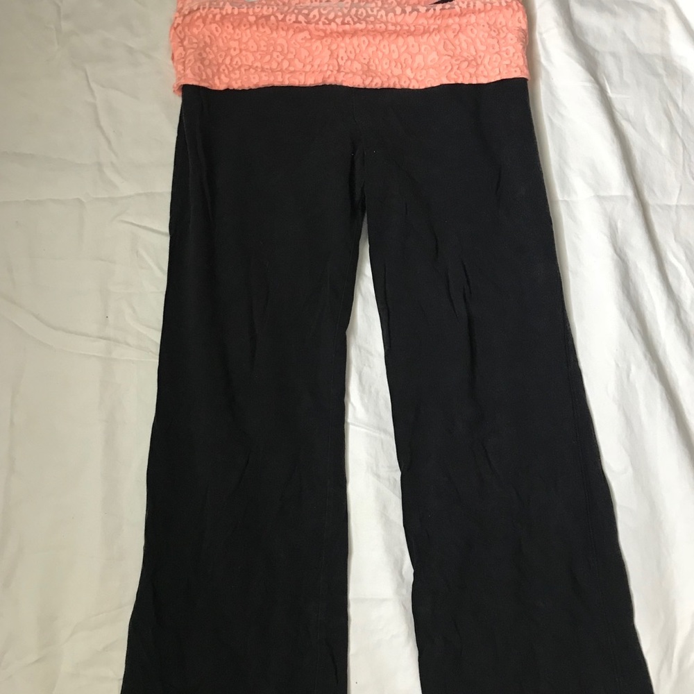Peach band yoga pants
